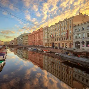 Riversaid Dworzovaya Ploszczagy Mini-hôtel